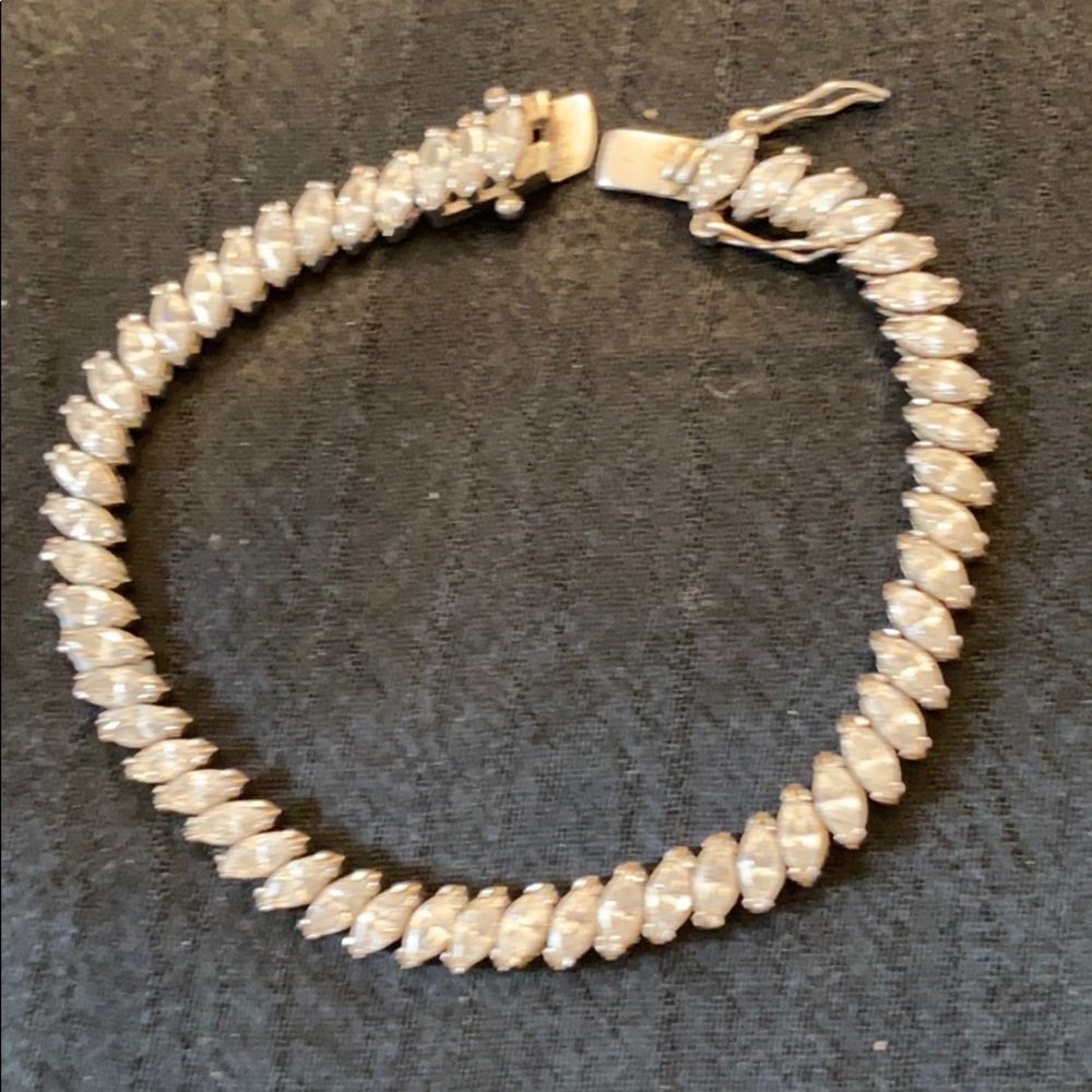 Sterling silver .925 Tennis bracelet CZ  Winston